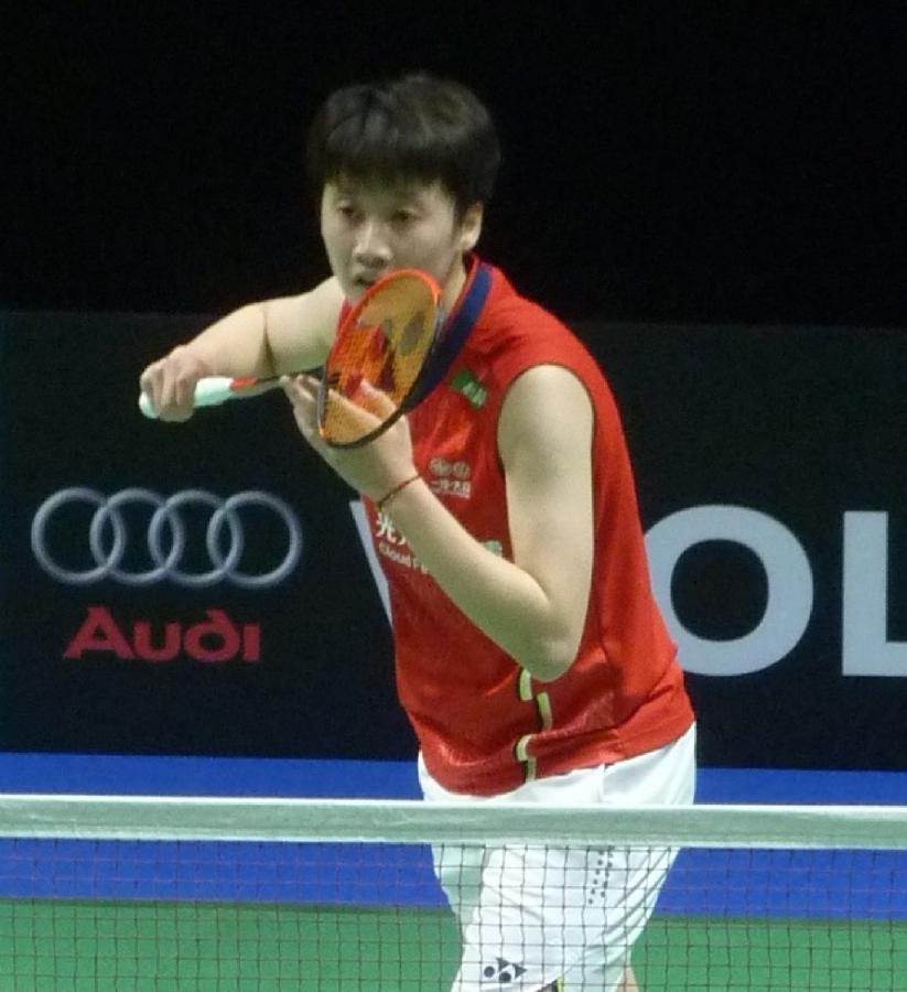 陈雨菲亚锦赛卫冕临阵退赛：蛰伏还是另有隐情？